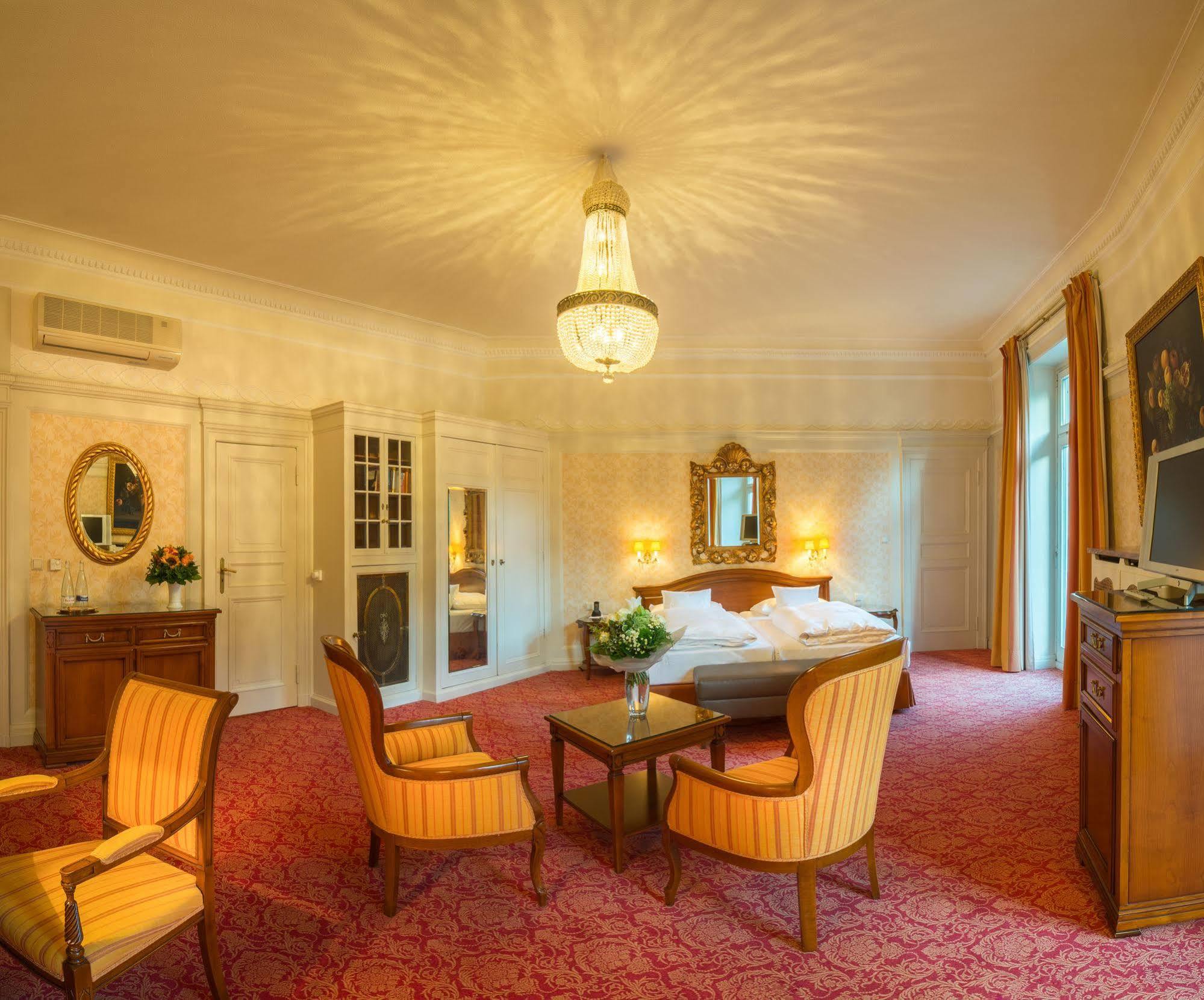แอตแลนติก พาร์คโฮเทล Hotel บาเดน-บาเดน ภายนอก รูปภาพ